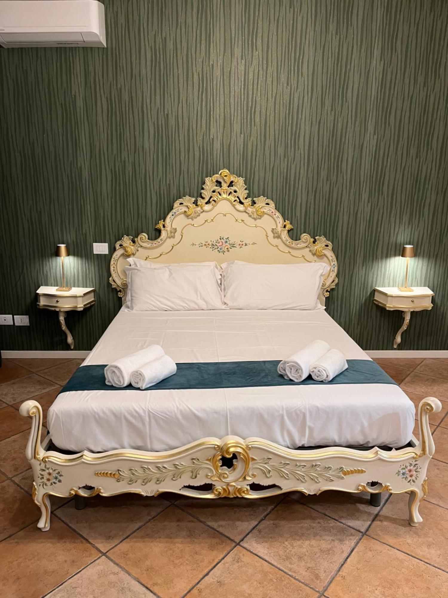 Отель Residenza Catullo Верона Экстерьер фото